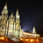 Santiago de Compostela, Plaza del Obradoiro / Foto: Yearofthedragon [CC BY-SA] Wikimedia Commons