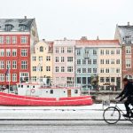 Nyhavn, Copenhague, Dinamarca / Foto: Max Adulyanukosol (unsplash)