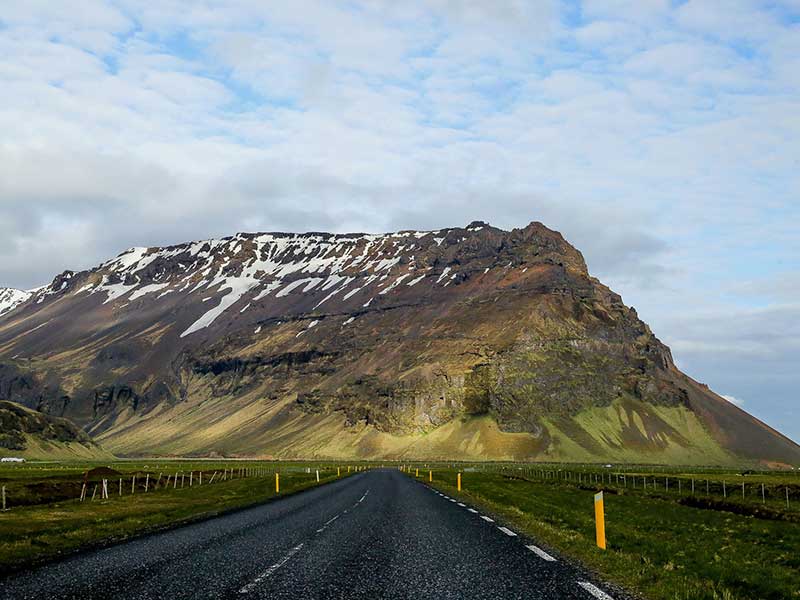 Islandia / Foto: Evelyn Paris (unsplash)