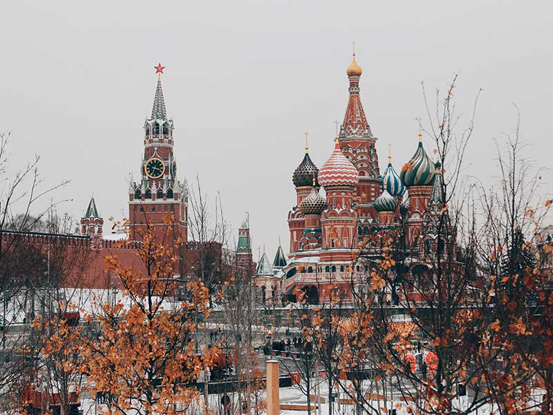 Kremlin, Moscow, Russia / Michael Parulav (unsplash)