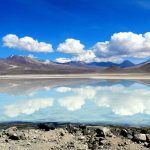 Salt Flats, Uyuni, Bolivia / Foto: Ken Treloar (unsplash)